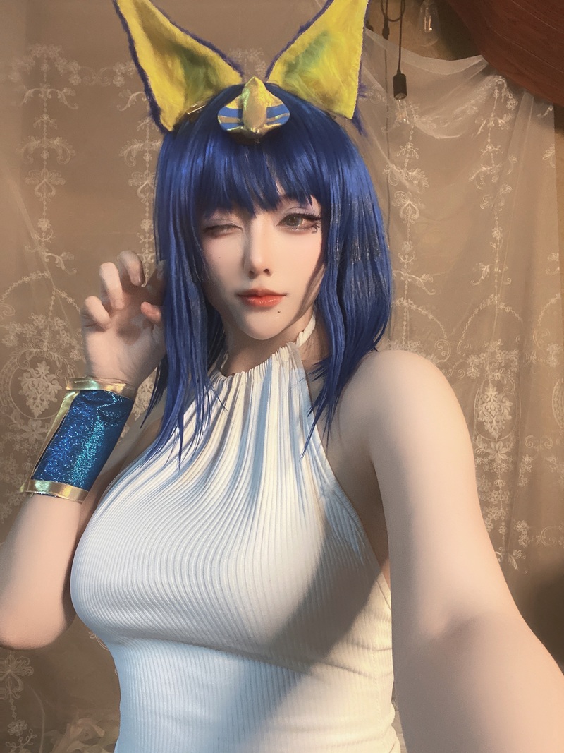 好评!起起子vvvv大凤柴郡埃及猫cosplay图欣赏