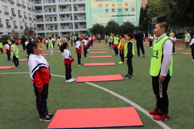 阿寨寨体育课后 阿寨寨的身材特点